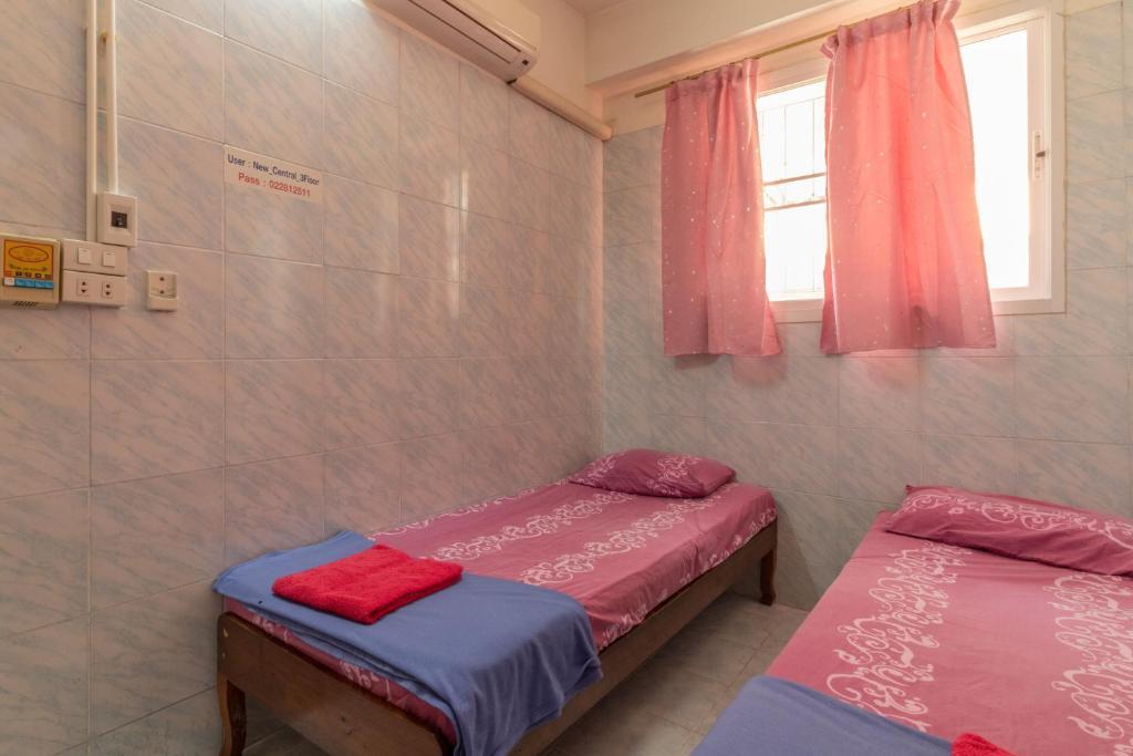 בנגקוק New Central Guesthouse מראה חיצוני תמונה