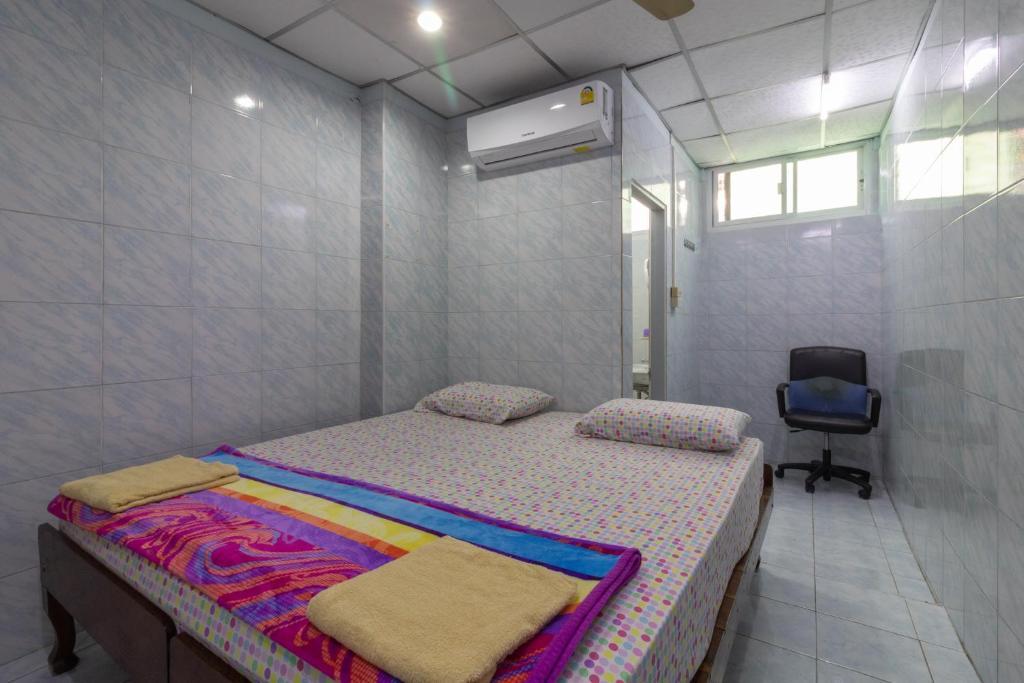 בנגקוק New Central Guesthouse מראה חיצוני תמונה