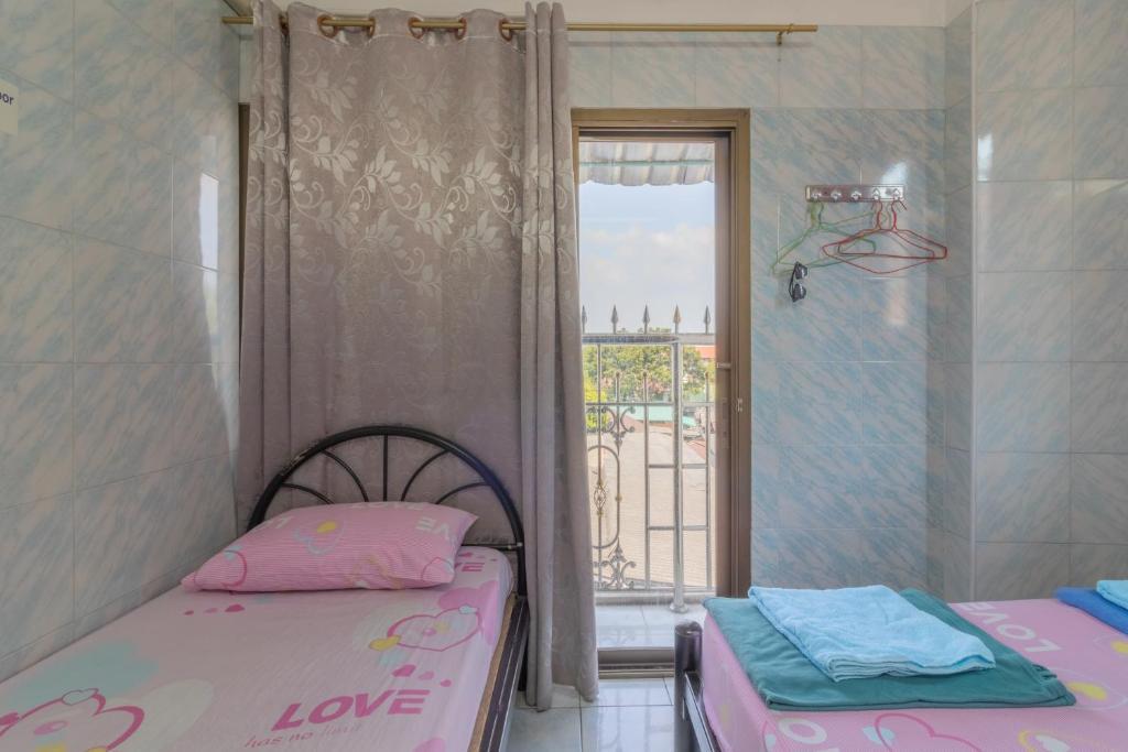 בנגקוק New Central Guesthouse מראה חיצוני תמונה