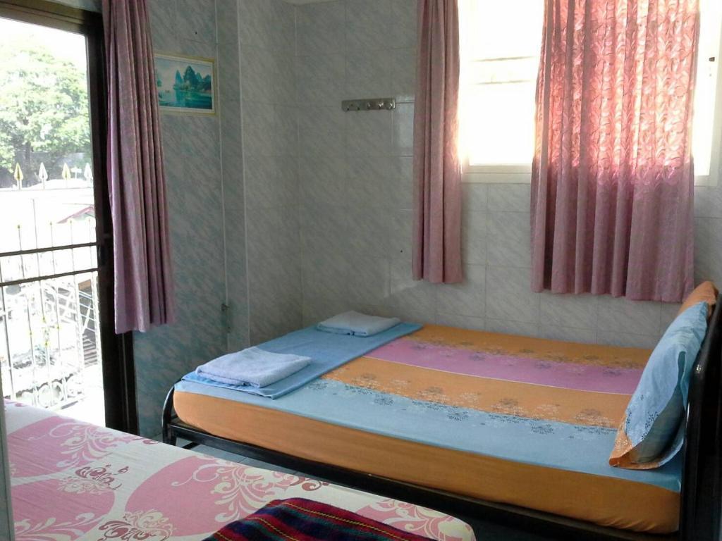 בנגקוק New Central Guesthouse מראה חיצוני תמונה