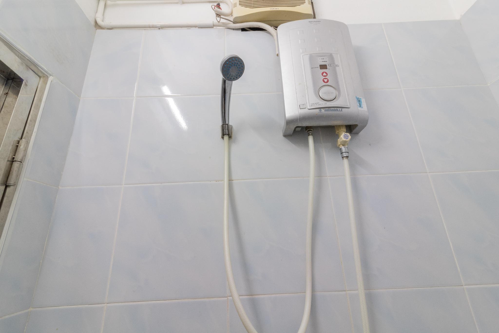 בנגקוק New Central Guesthouse מראה חיצוני תמונה